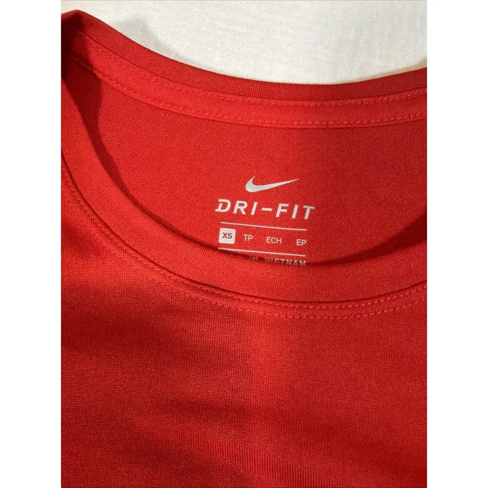 Nike Washington Mystics WNBA Woman’s XS Short Sleeve T-Shirt